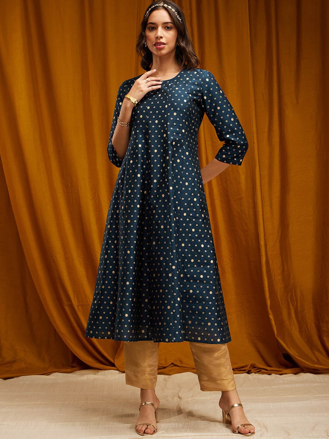 

Pink Fort Abstract Printed A Line Kurta With Trousers, Teal