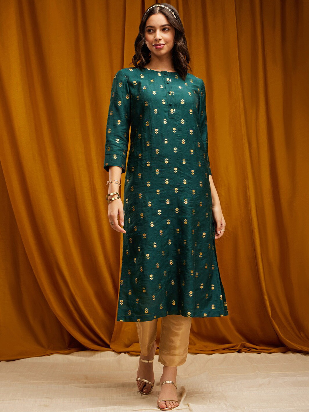 

Pink Fort Floral Woven Design Chanderi Brocade Straight Kurta, Green