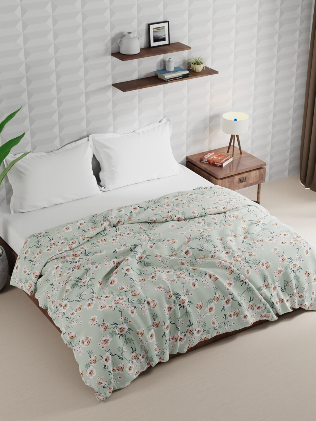 

BIANCA Rumba Green & White Floral Microfiber AC Room 120 GSM Double Bed Comforter