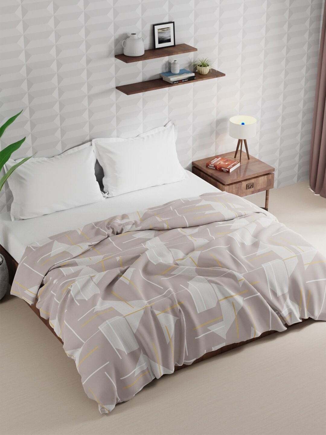 

BIANCA Rumba Mauve & White Geometric Microfiber AC Room 120 GSM Double Bed Comforter