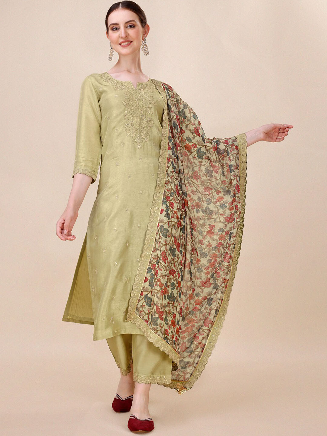 

Seerat Ethnic Motifs Embroidered Sequinned Pure Silk Kurta With Trousers & Dupatta, Green