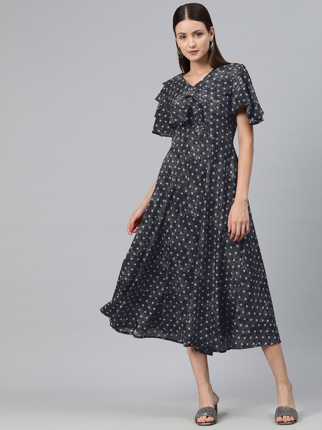 

Cottinfab Print Flared Sleeves Ruffled Crepe A-Line Midi Dress, Black