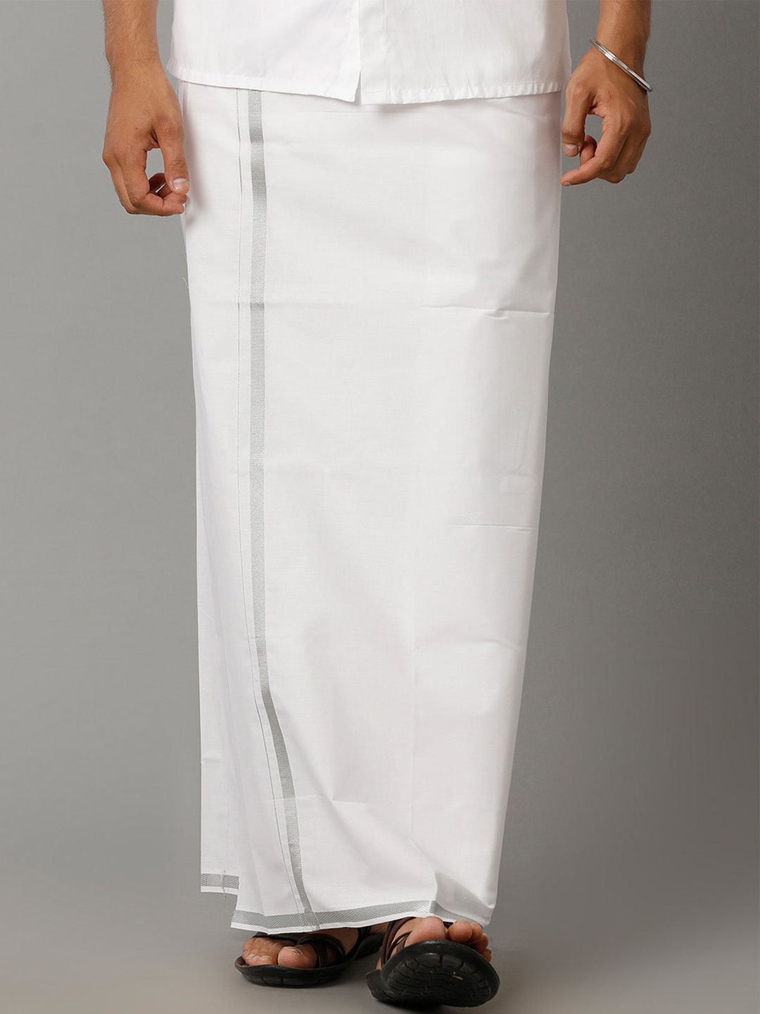

Ramraj Border Detail Relaxed fit Pure Cotton Dhoti, White