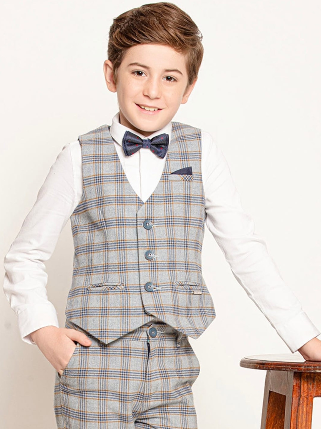 

One Friday Boys Checked Slim-Fit Waistcoat, Grey