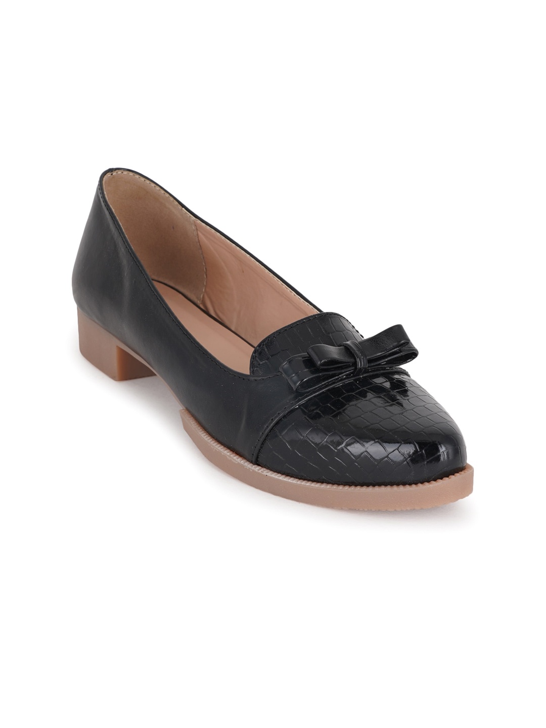 

Walkfree Pointed Toe Textured Ballerinas With Bows, Black