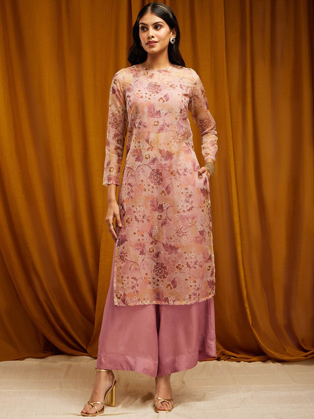 

Pink Fort Floral Printed Round Neck Regular Kurta with Palazzos & Slip