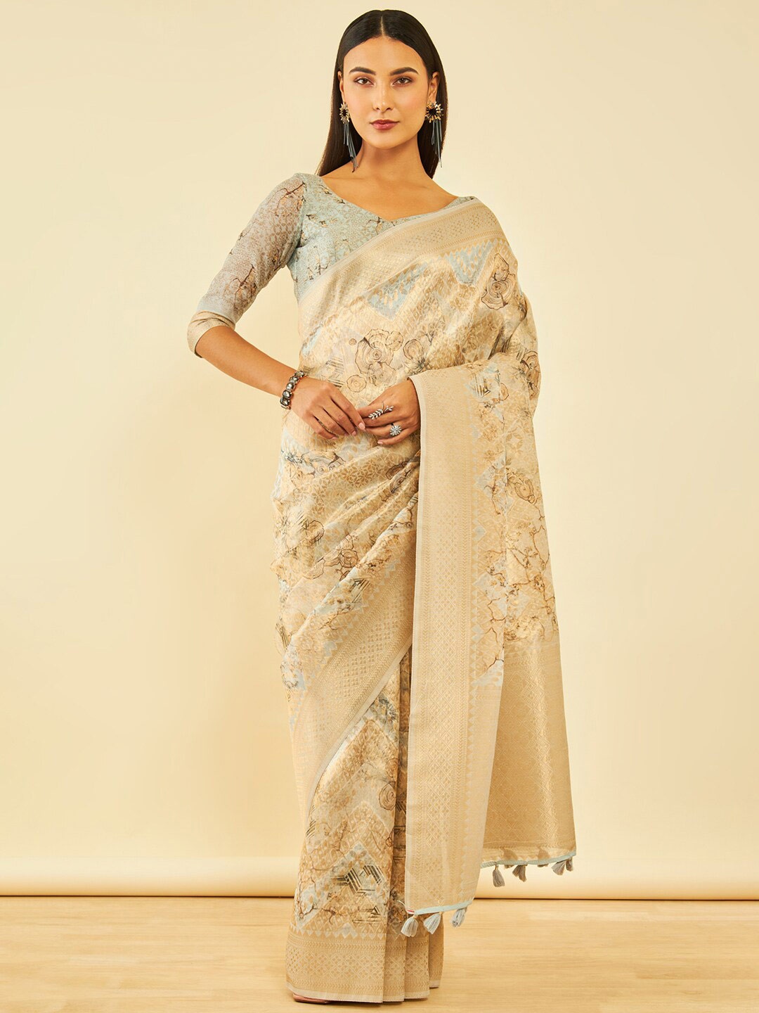 

Soch Grey & Gold-Toned Floral Woven Design Zari Silk Blend Tussar Saree