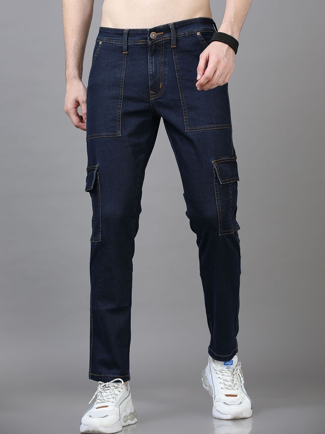 

Bushirt Men Smart Slim Fit Mid-Rise Clean Look Stretchable Jeans, Navy blue