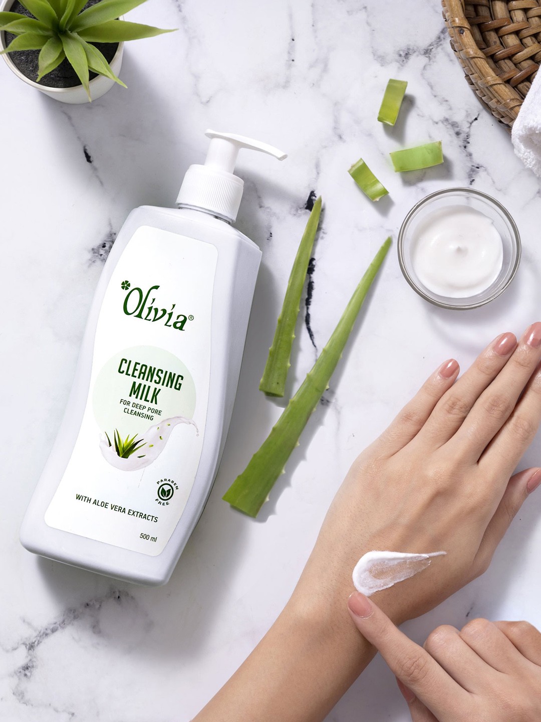 Olivia Cleansing Milk For Deep Pore With Aloe Vera Extracts - 500ml, White