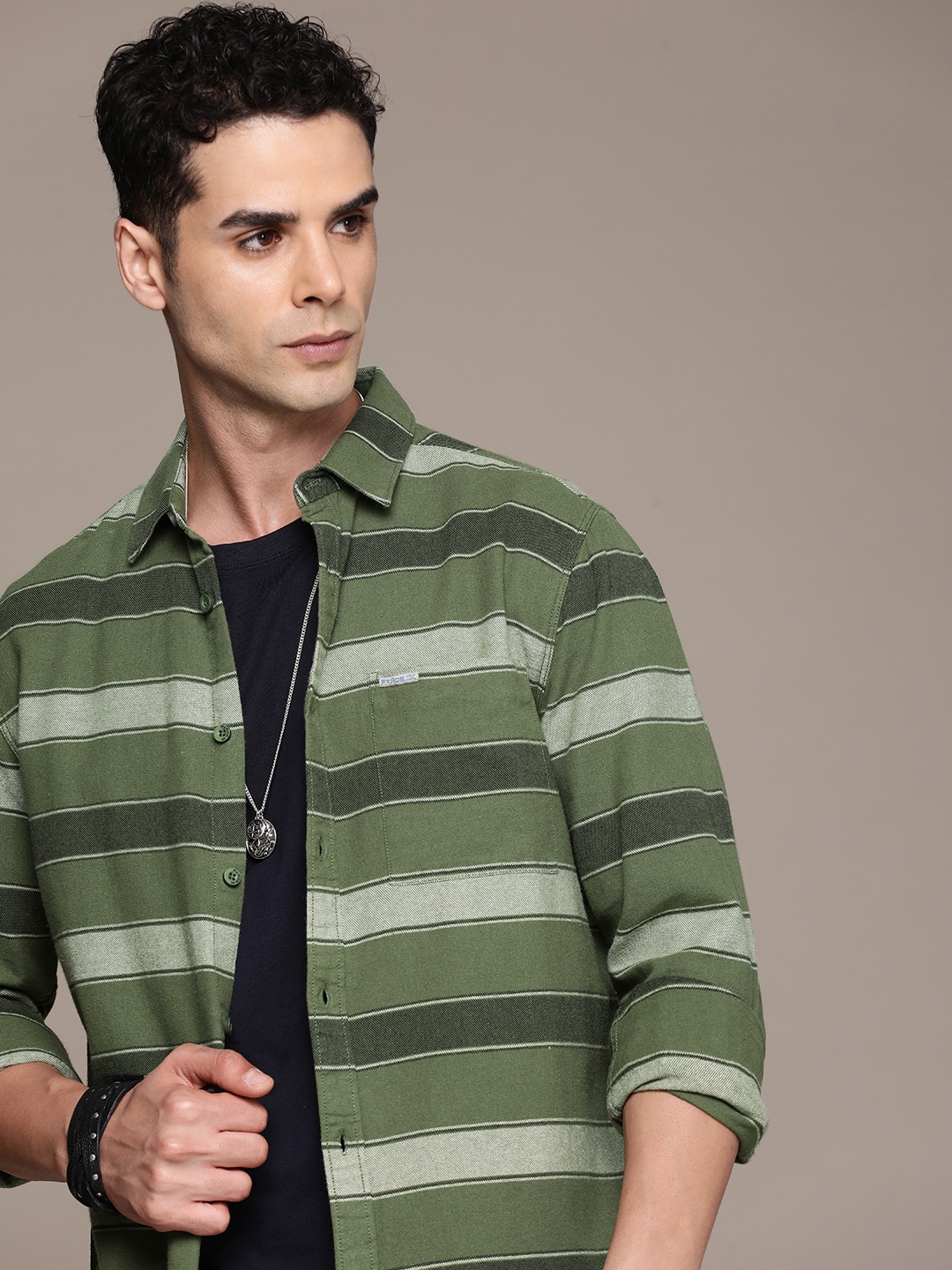 

FORCE IX Pure Cotton Horizontal Stripes Opaque Casual Shirt, Green