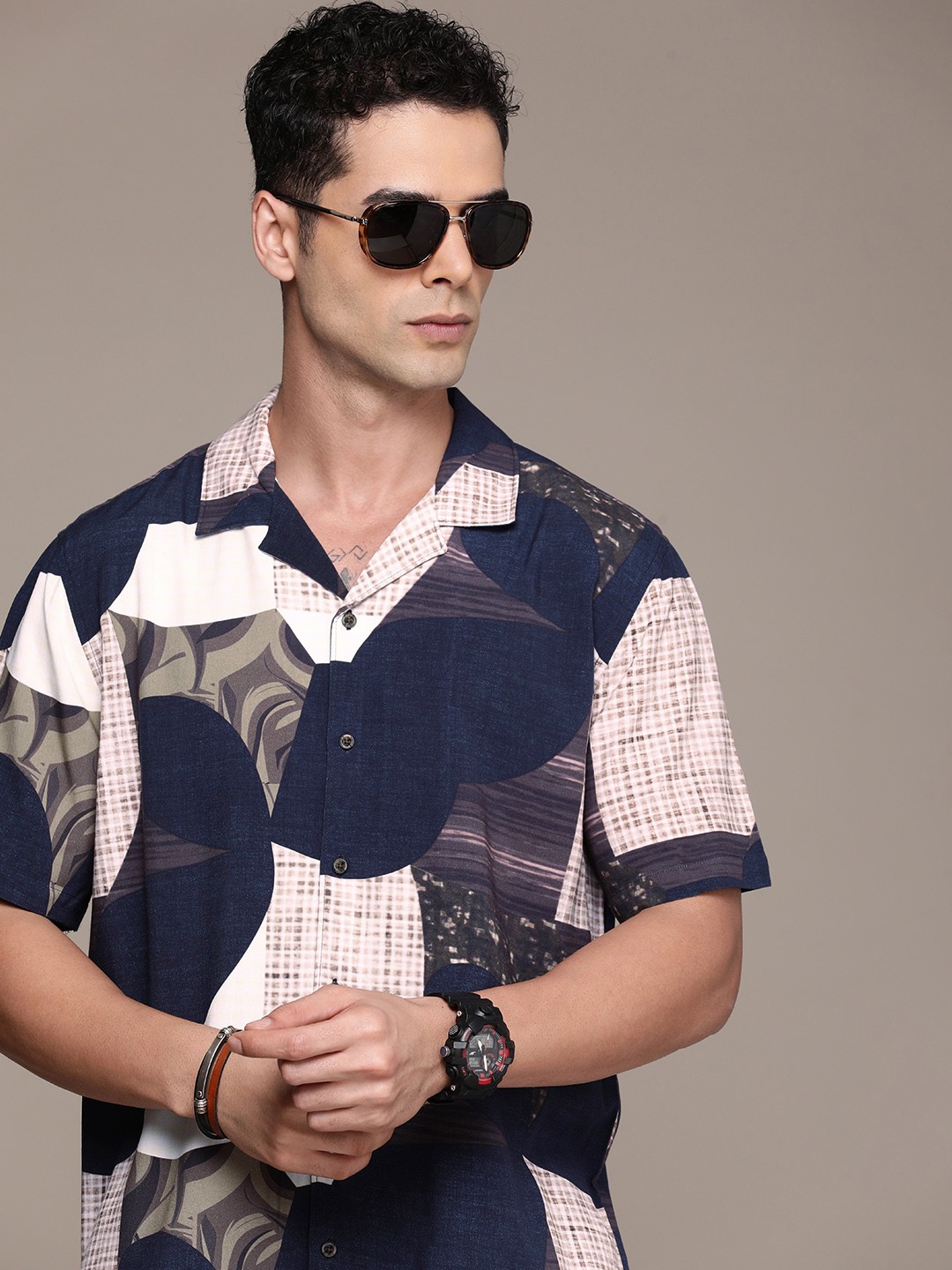 

FORCE IX Cuban Collar Opaque Printed Casual Shirt, Navy blue
