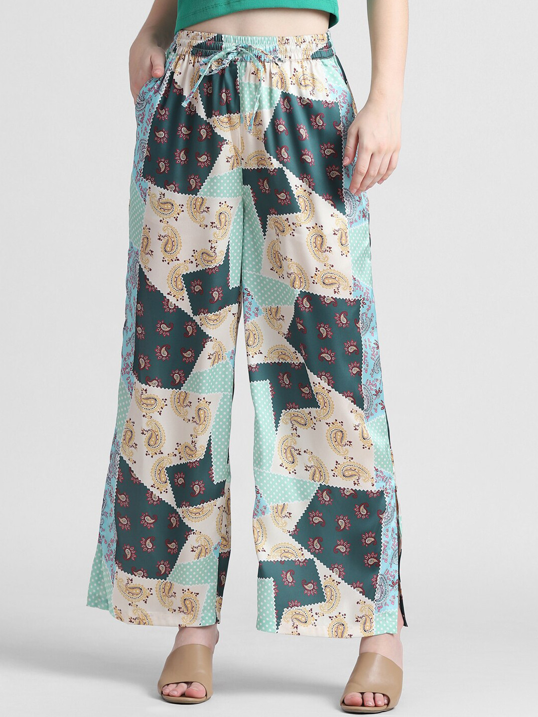 

ONLY Women Floral Printed Loose Fit High-Rise Trousers, Green