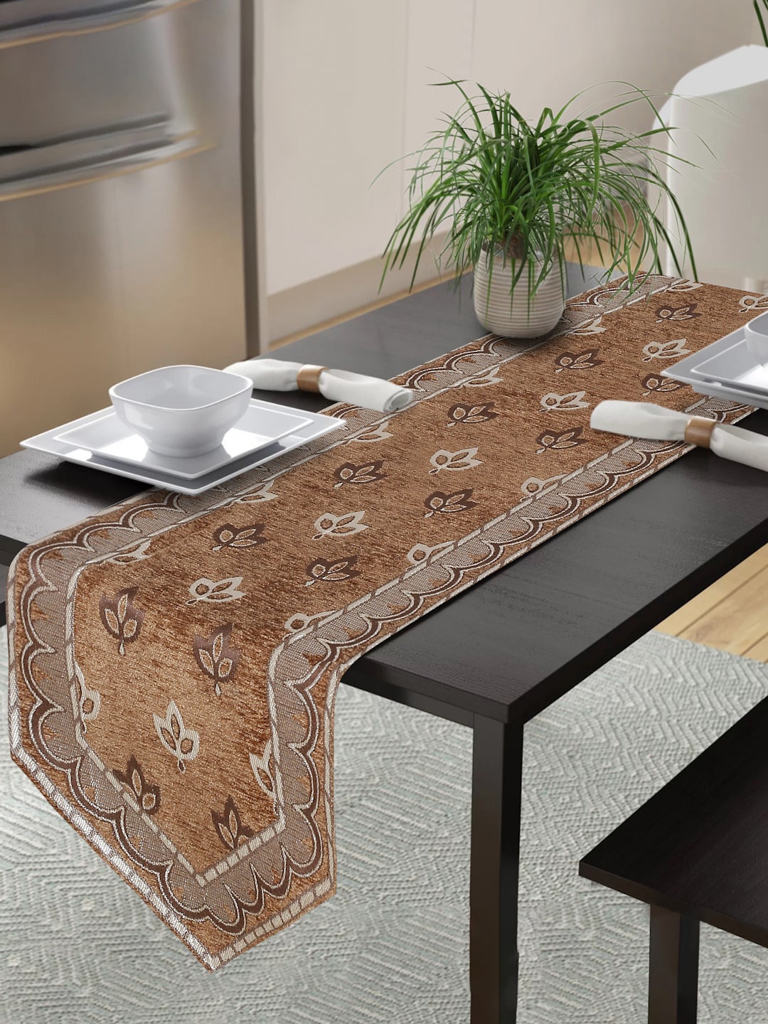 

MULTITEX Rust-Brown & Beige Floral Hand-Tufted Cotton Table Runner