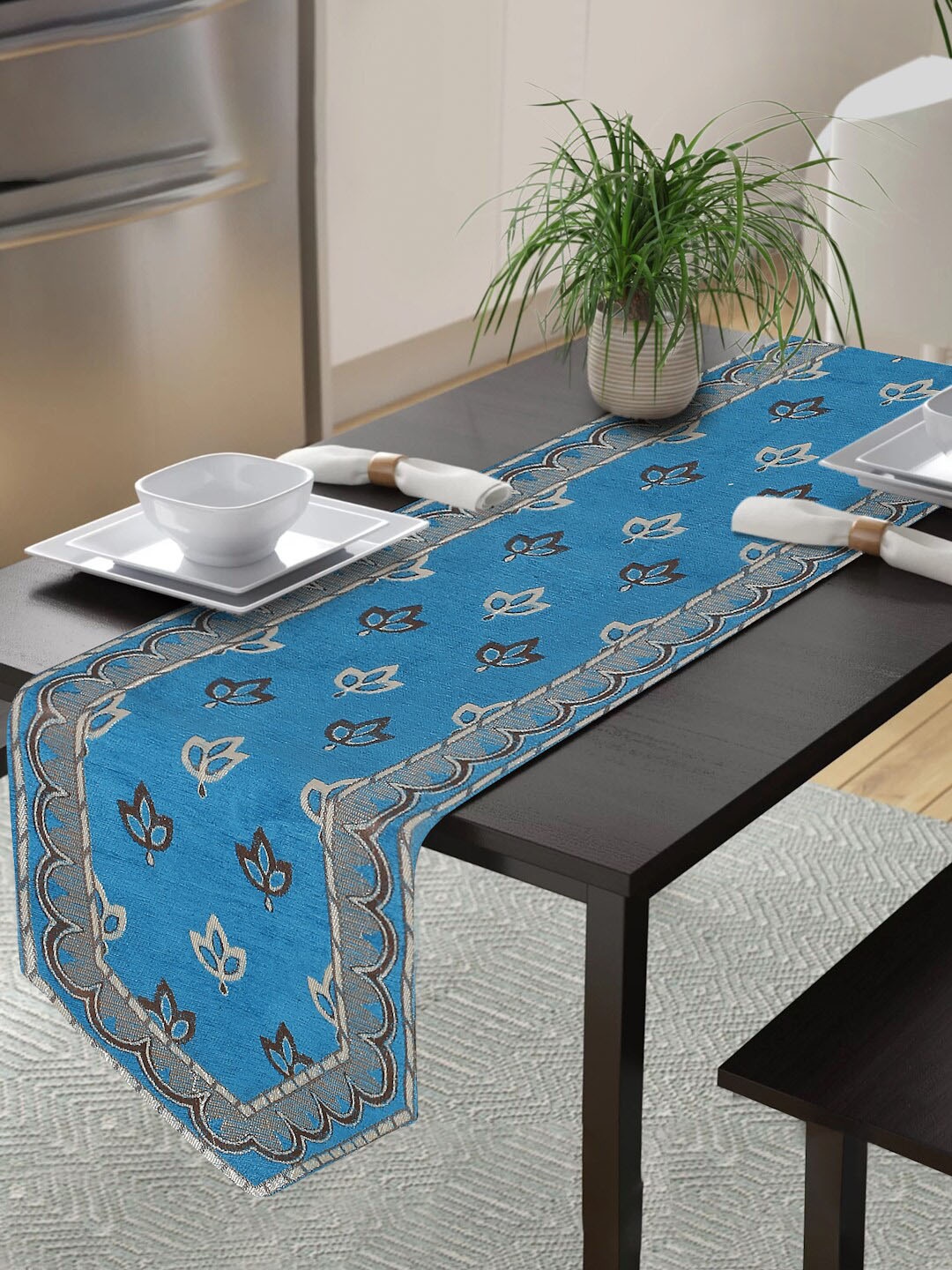 

MULTITEX Blue Floral Pure Cotton Hand-Tufted Table Runner