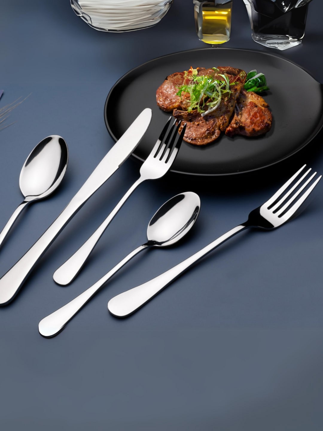 

YELONA Silver Toned 20 Pieces Stainless Steel Cutlery Set