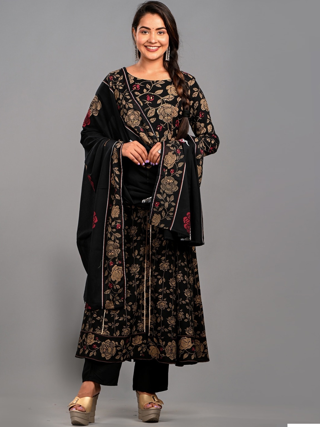 

TOULIN Floral Printed Regular Kurta with Trouser & With Dupatta, Black