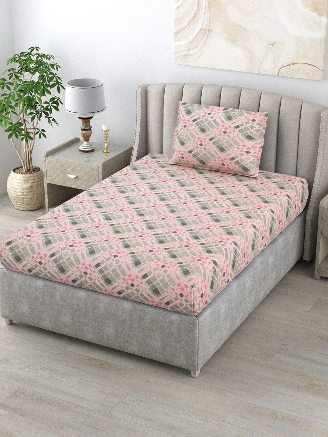 

Salona Bichona Pink & Grey Geometric 120 TC Single Bedsheet with 1 Pillow Cover