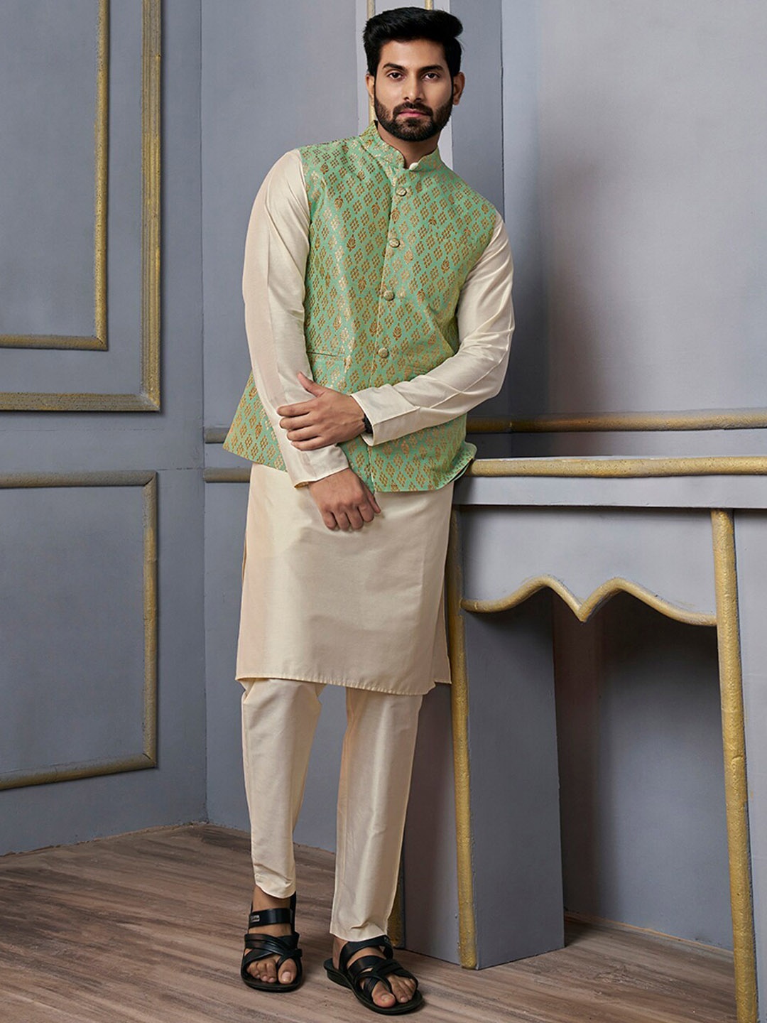 

Inddus Woven-Design Mandarin Collar Nehru Jacket, Green
