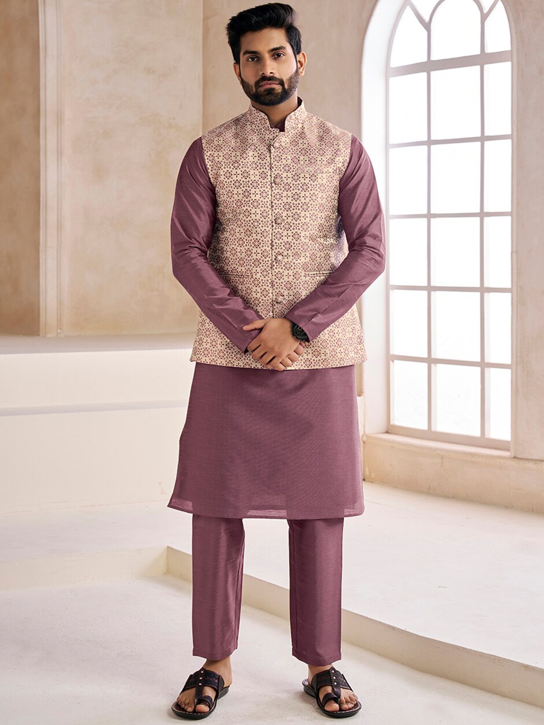 

Inddus Woven-Design Mandarin Collar Nehru Jacket, Cream