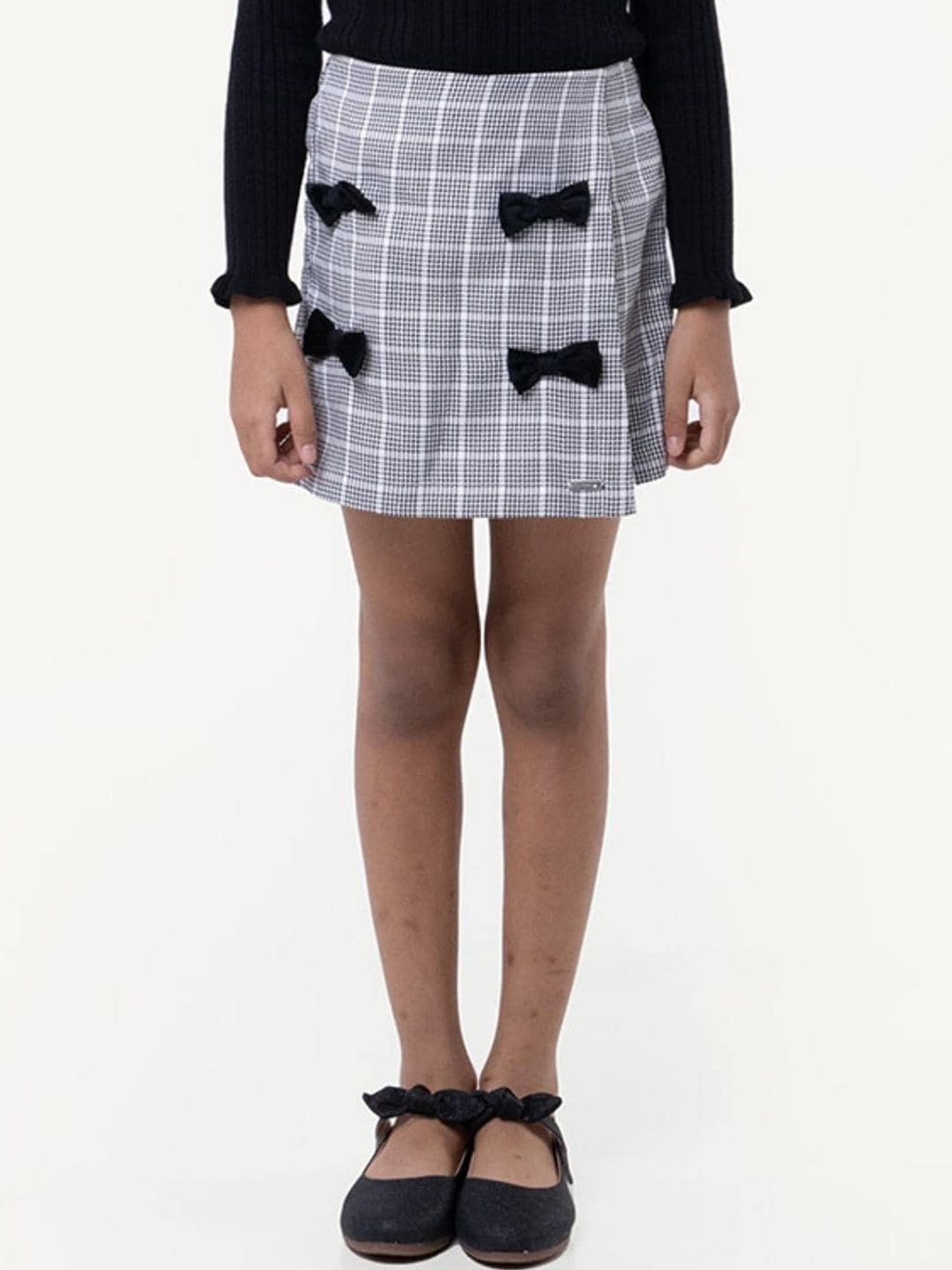 

One Friday Girls Checkered Mini Straight Skorts, Black