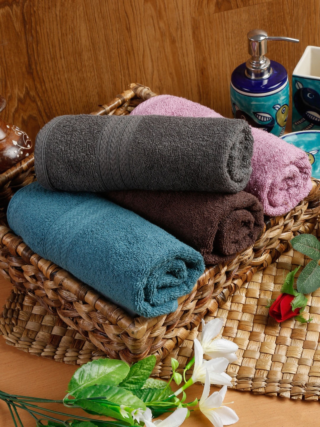 

Naksh Pink & Blue 4 Pieces Pure Cotton 450 GSM Super Absorbent Hand Towels