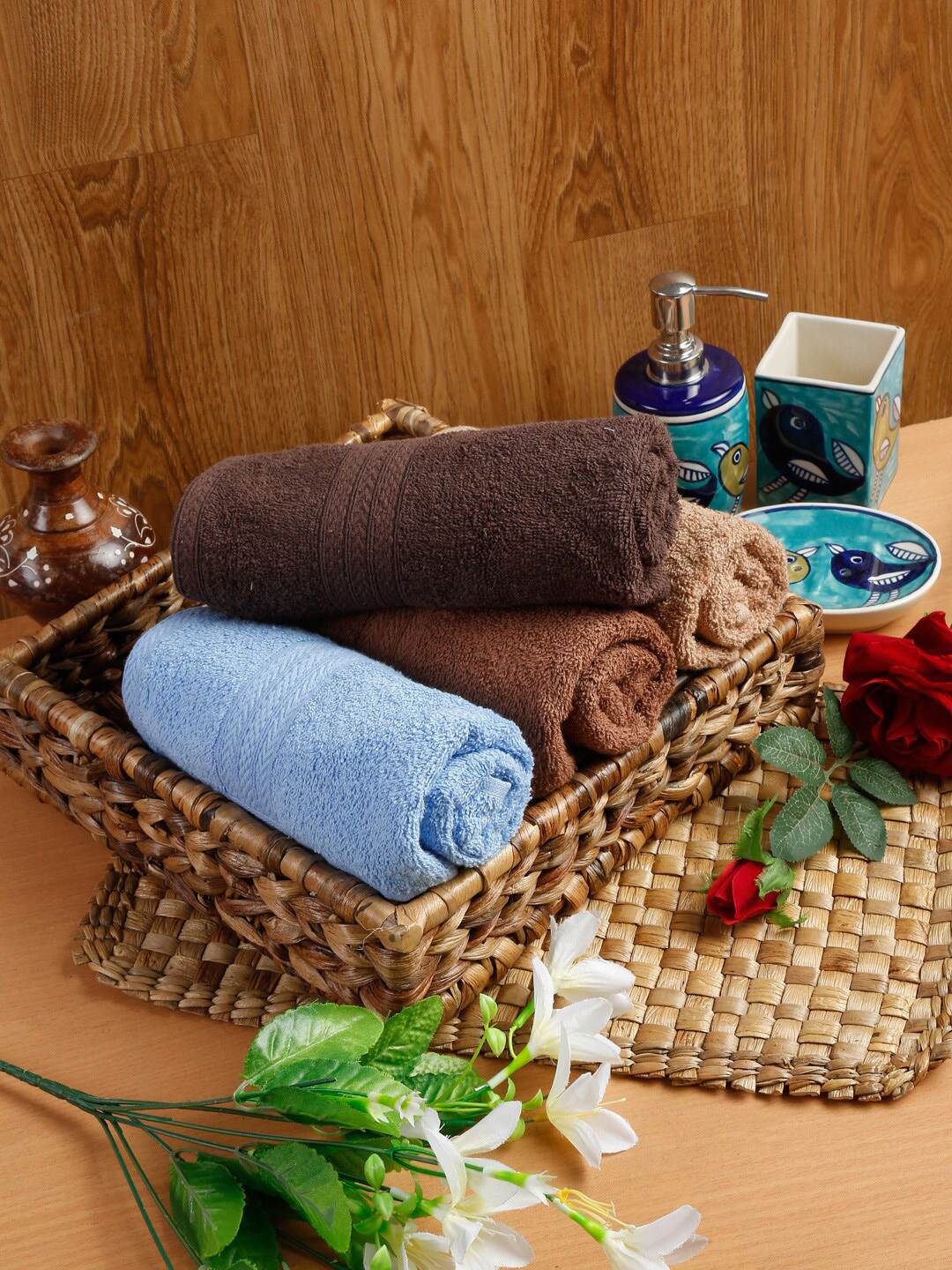 

Naksh Brown & Beige 4 Pieces 450 GSM Super Absorbent Pure Cotton Hand Towels