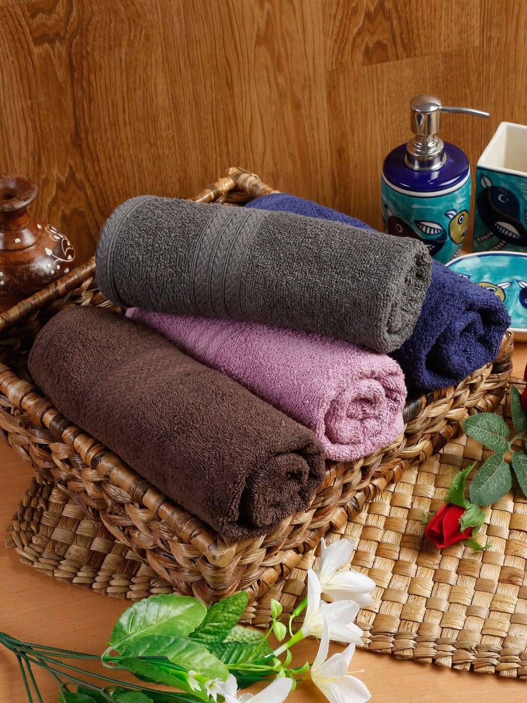 

Naksh Blue & Brown 4-Pieces 450 GSM Cotton Super Absorbent Hand Towels, Grey