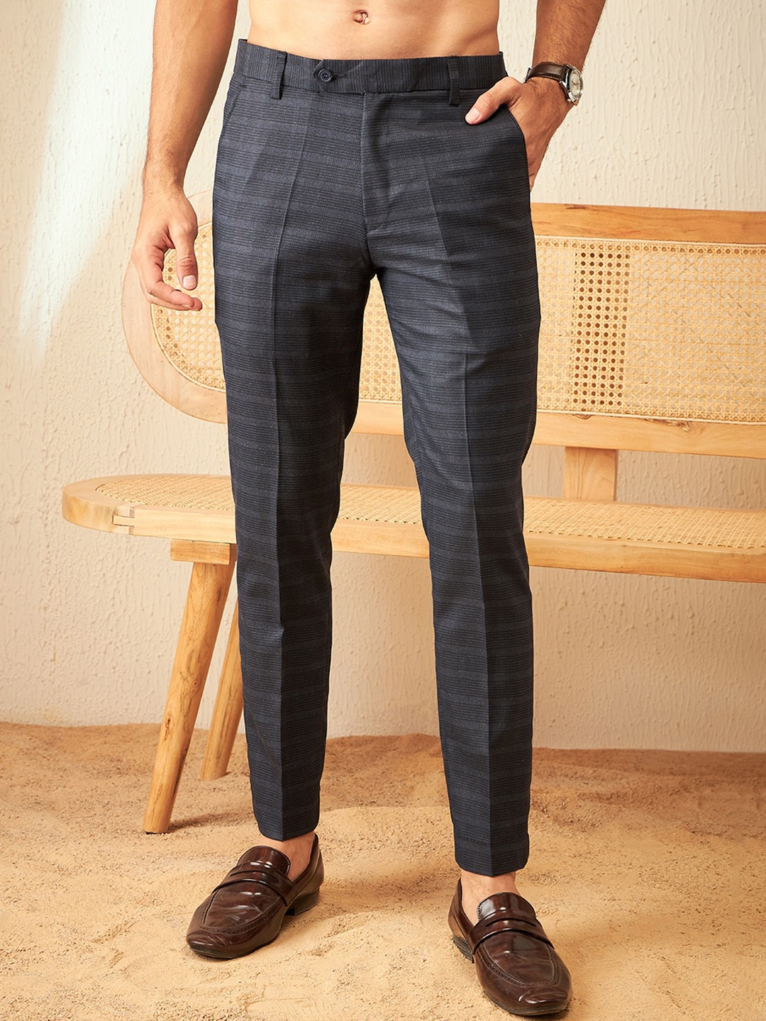 

DENNISON Men Smart Tapered Fit Striped Easy Wash Trousers, Blue