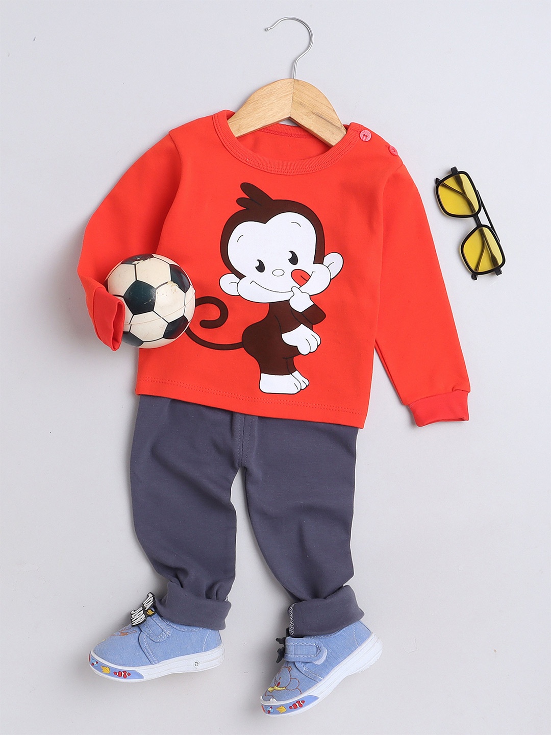 

BAESD Kids Graphic Printed T-shirt With Pyjamas, Red