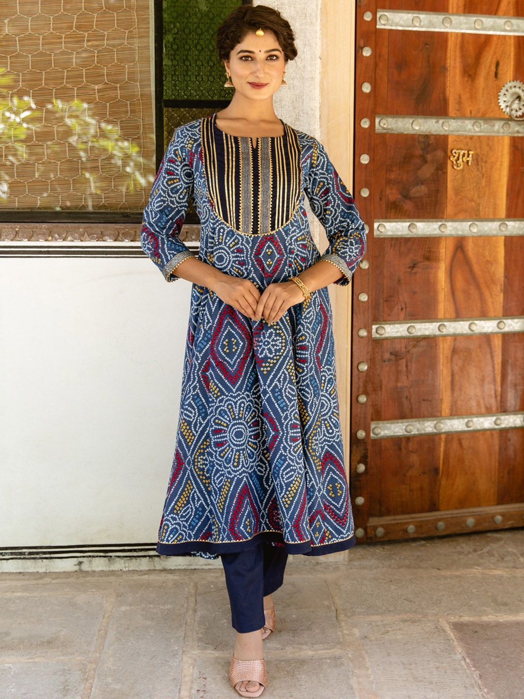 

Jaipuriya Fab Private Limited Bandhani Printed Pure Cotton Kurta With Pyjamas & Dupatta, Blue