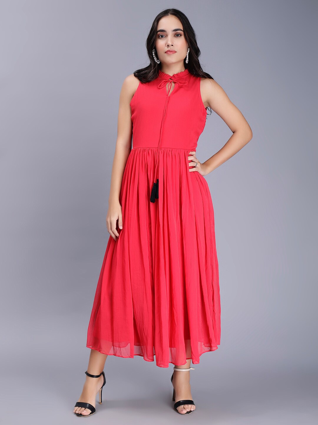 

ENTELLUS Tie-Up Neck Maxi Dress, Red