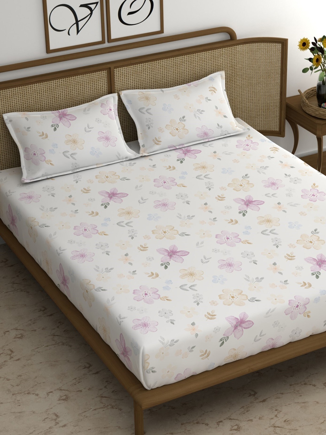 

CHHAVI INDIA White & Purple Printed 210 TC King Bedsheet with 2 Pillow Covers