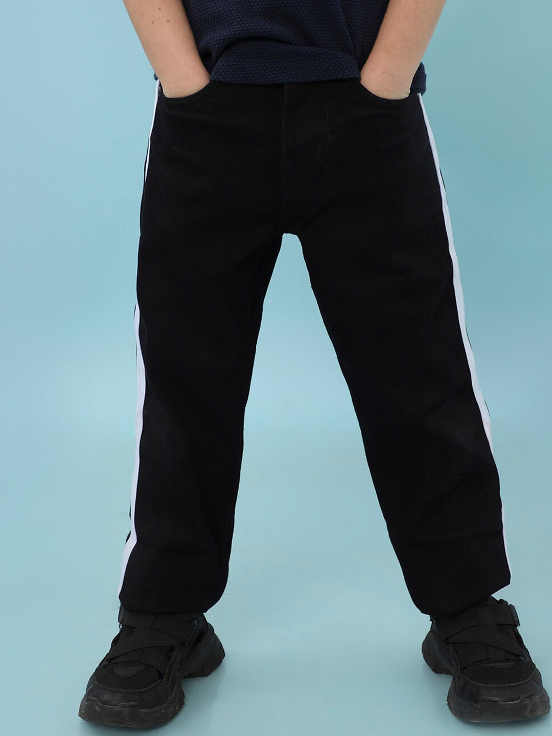 

Instafab Boys Smart Slim Fit Side-Striped Stretchable Jeans, Black