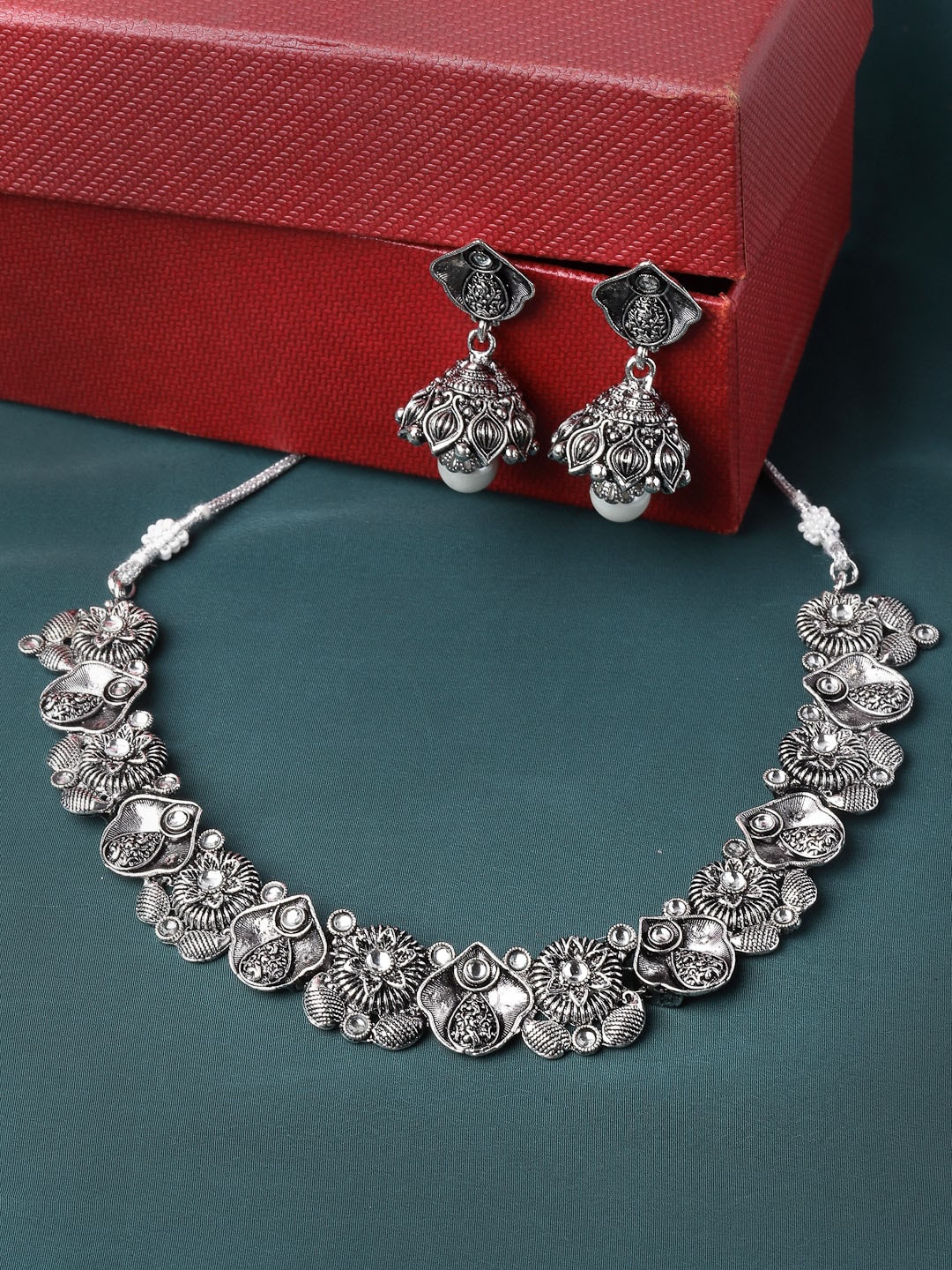 

ADIVA Silver-Plated Kundan Stone & Pearls Oxidised Necklace & Earrings