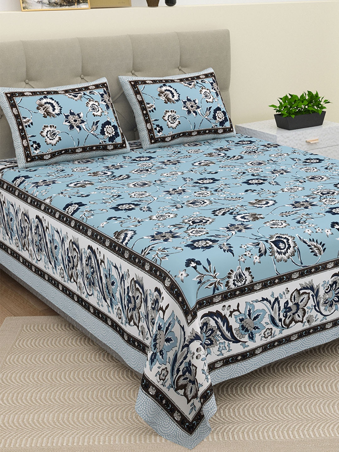 

BELLA CASA Ethnic Blue & White Floral Cotton 180 TC King Bedsheet with 2 Pillow Covers