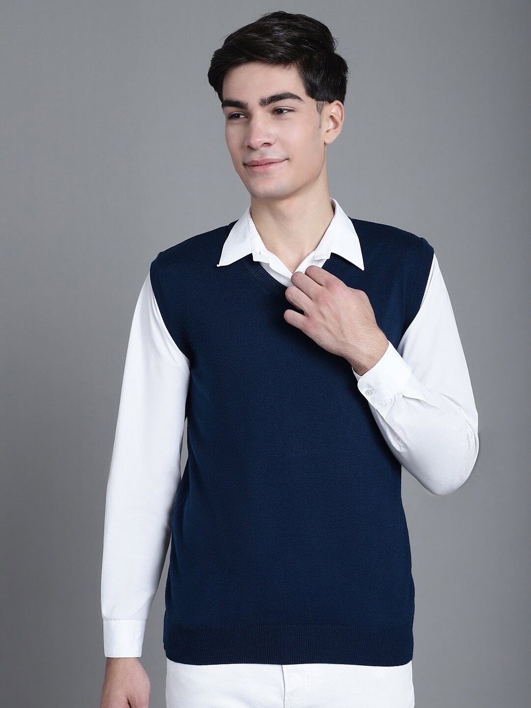 

VENITIAN V-Neck Sleeveless Sweater Vest, Teal