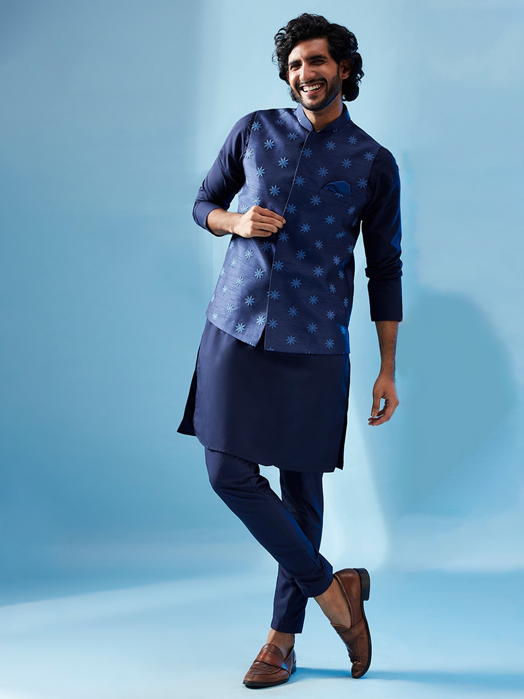 

KISAH Mandarin Collar Regular Kurta & Trousers With Jacket, Navy blue