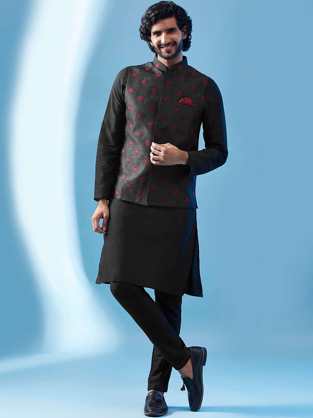 

KISAH Mandarin Collar Straight Kurta & Trouser With Embroidered Nehru Jacket, Black