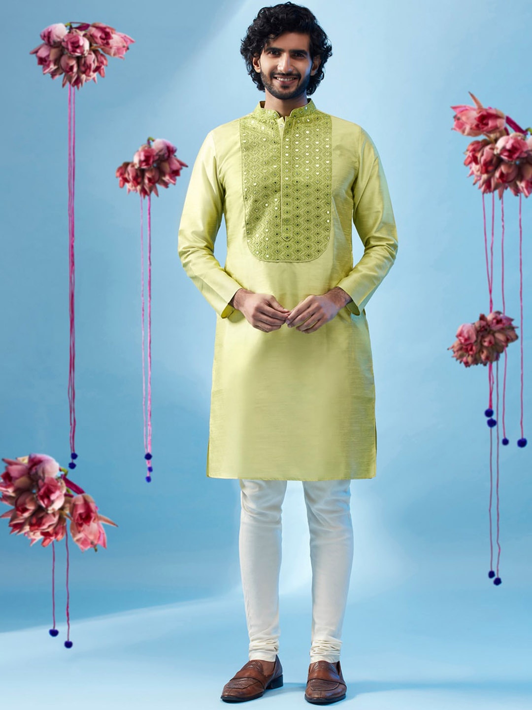 KISAH Ethnic Motifs Yoke Design Regular Mirror Work Kurta With Churidar, Green