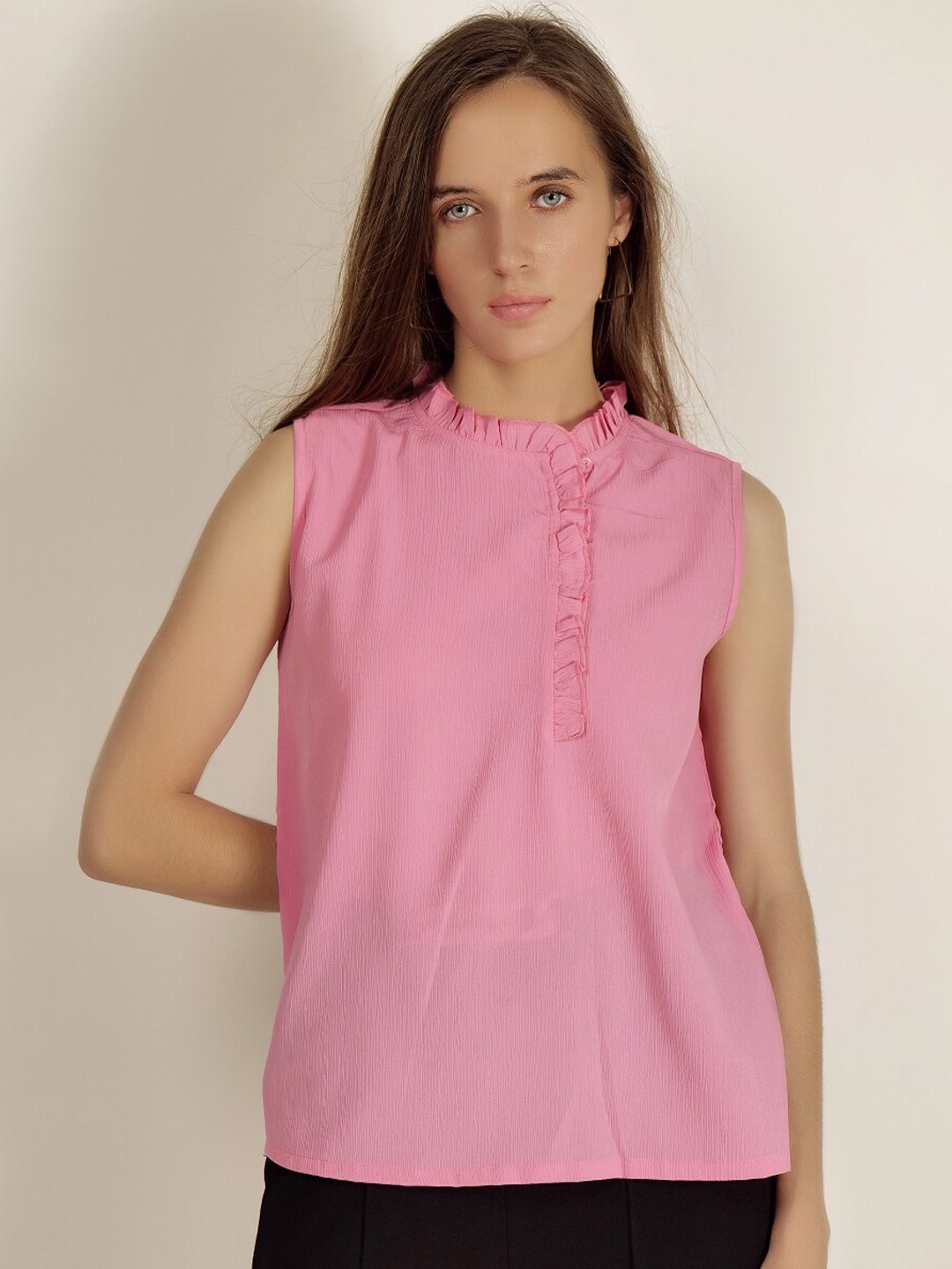 

INVICTUS Mandarin Collar Ruffles Top, Pink