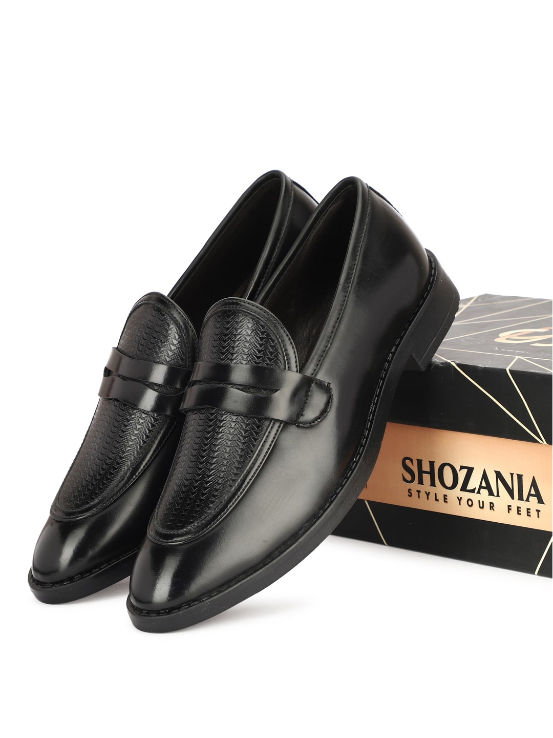 

SHOZANIA Men Textured Leather Formal Loafers, Black