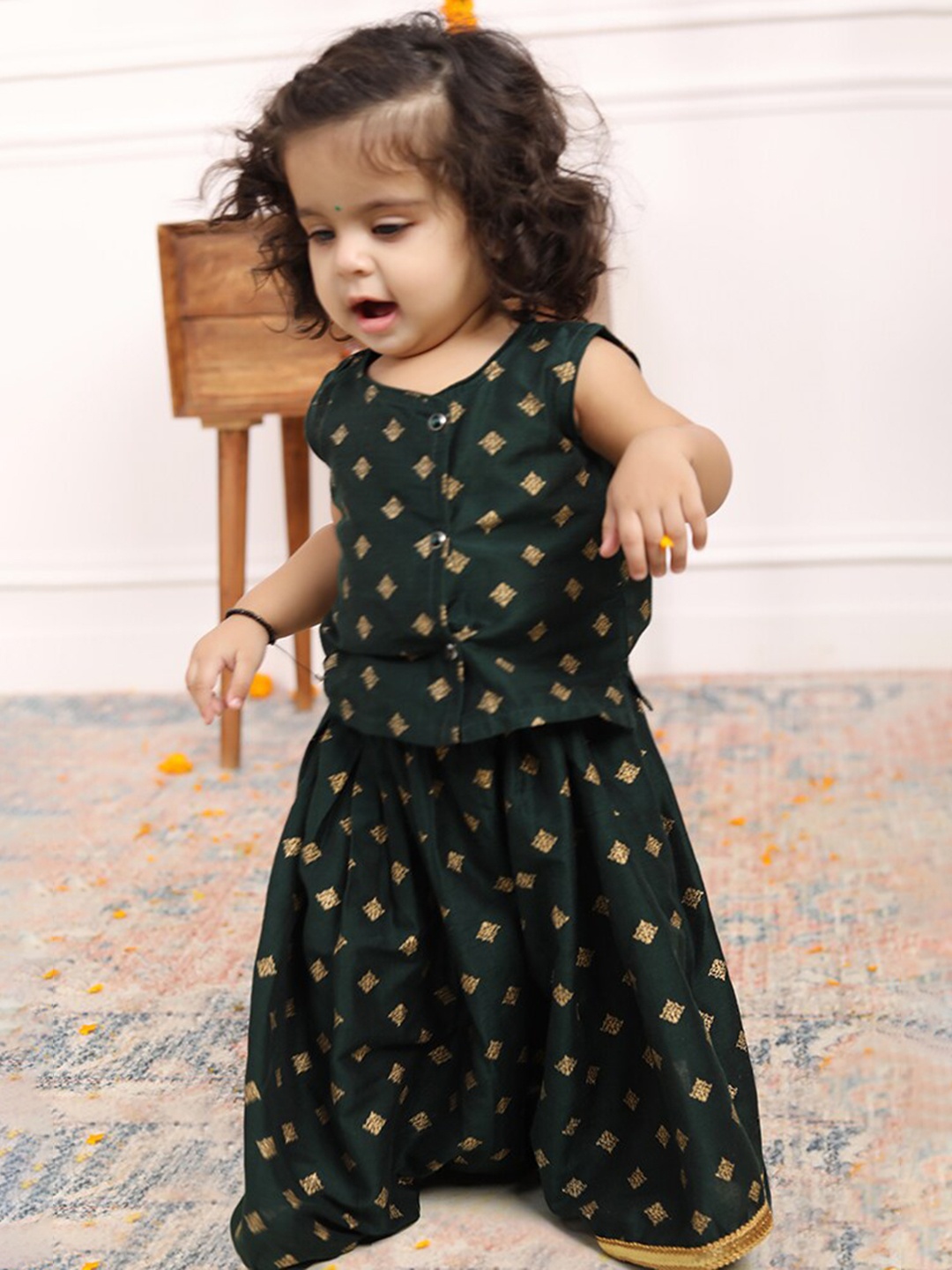 

Biglilpeople Infant Girls Woven Design Cotton Ready to Wear Lehenga Choli, Green