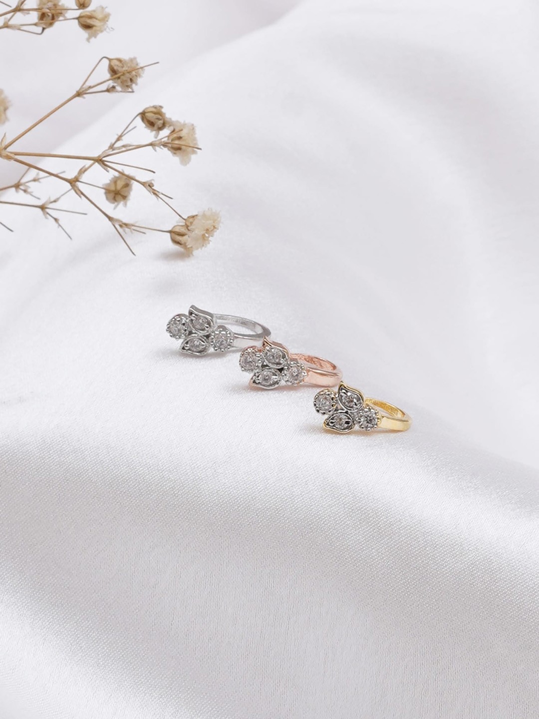 

Mali Fionna Set Of 3 Gold-Plated Stone Studded Nosepins