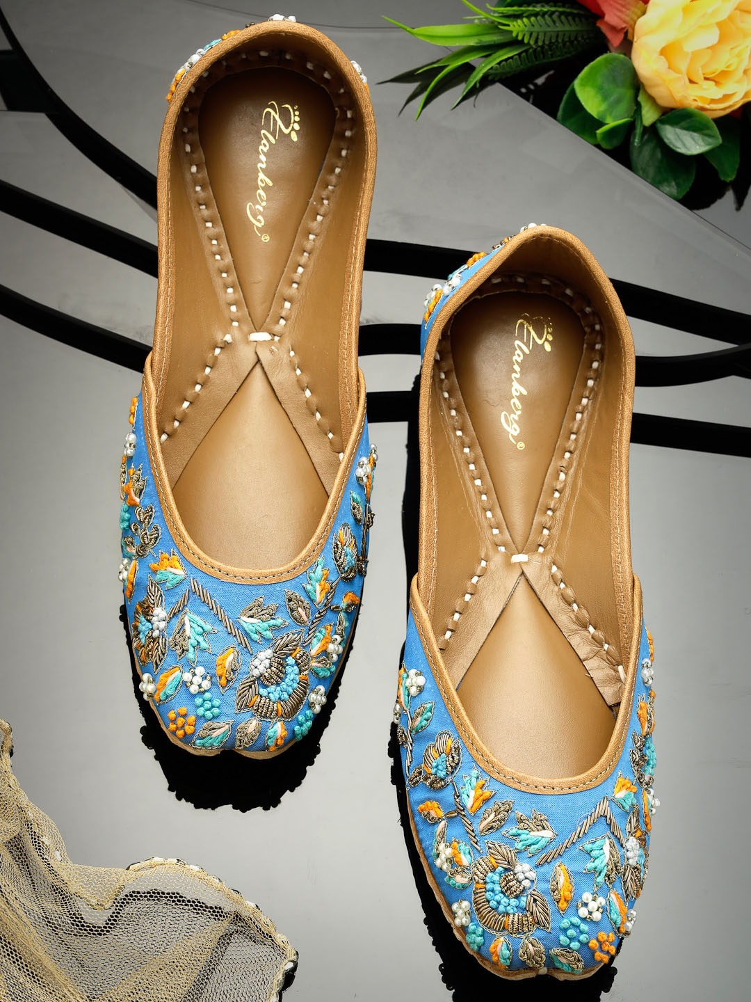 

ELANBERG Embroidered Ethnic Mojaris, Blue