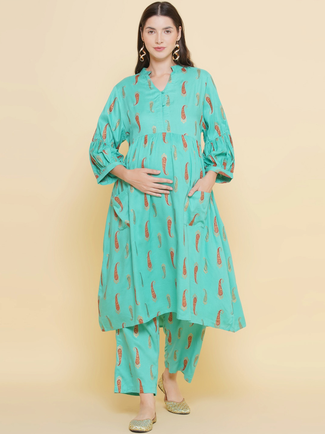 

Mine4Nine Paisley Printed Mandarin Collar Maternity A-Line Kurta With Trousers, Sea green