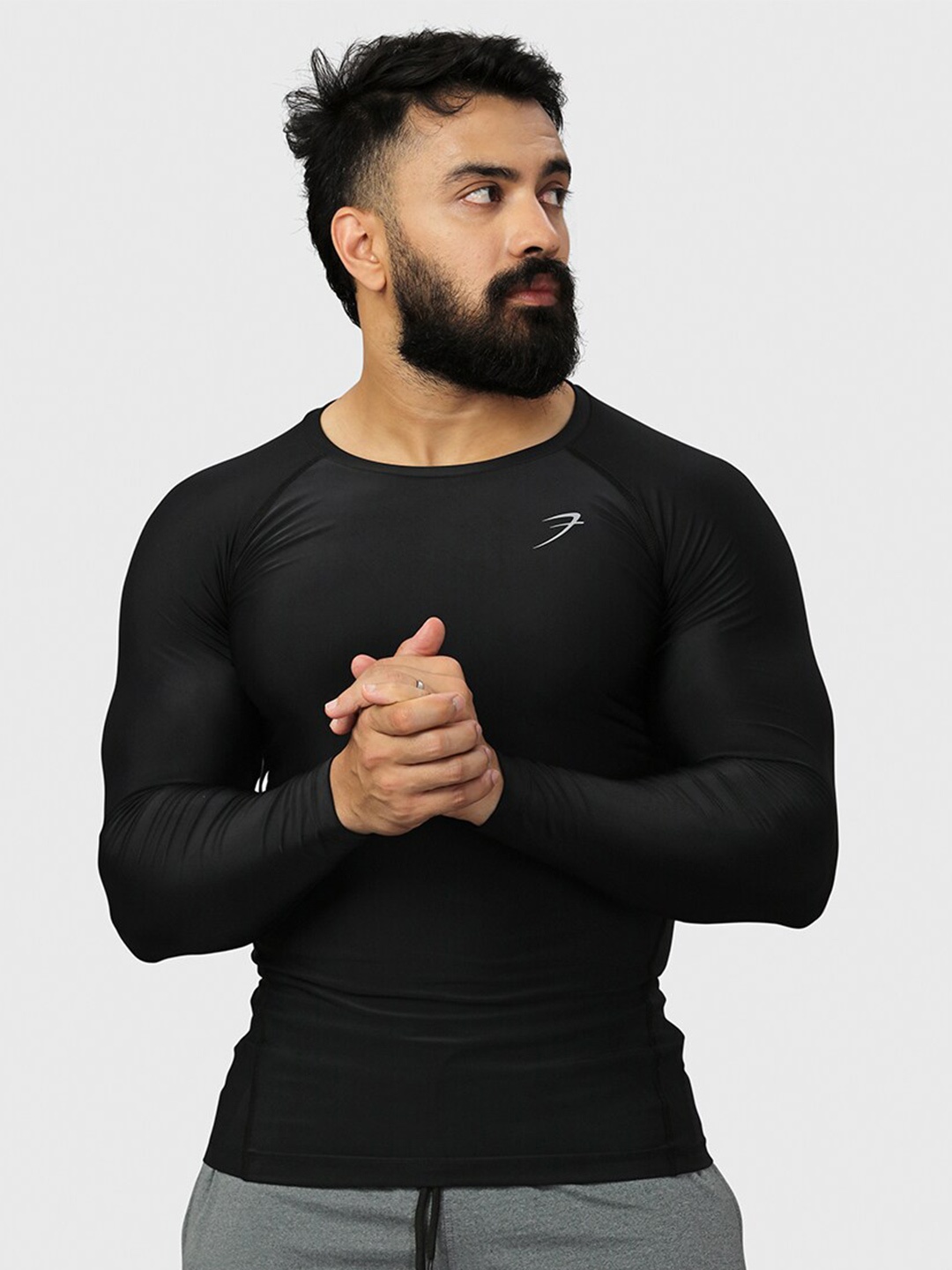 

FUAARK Long Sleeves Compression Sports T-shirt, Black