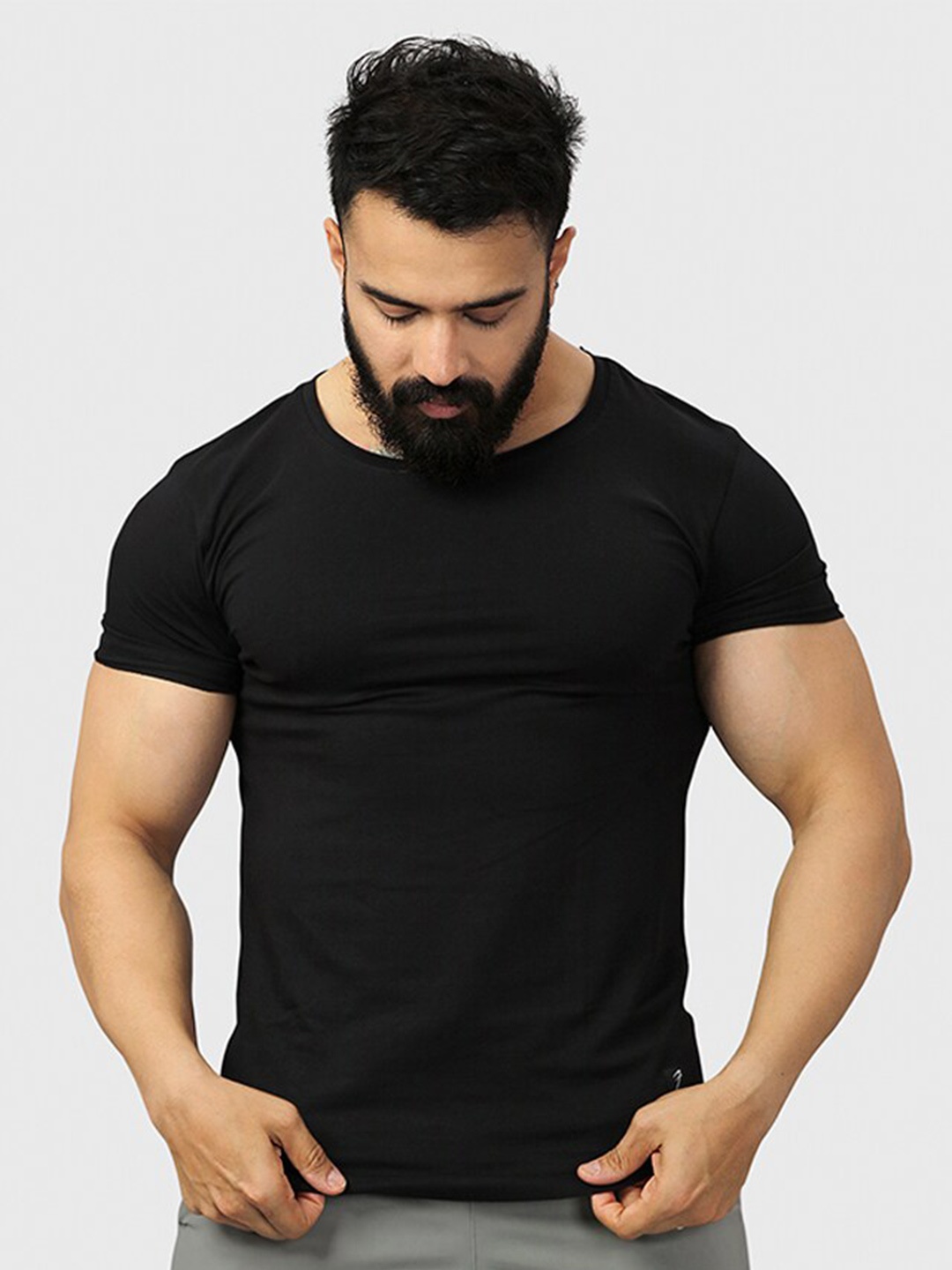 

FUAARK Round Neck Anti Odour Slim Fit Sports T-shirt, Black