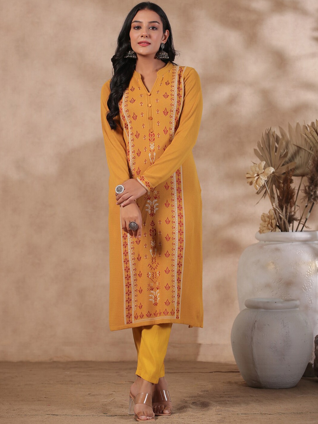 

Ishin Ethnic Motifs Woven Designed Mandarin Collar Jacquard Kurta, Mustard