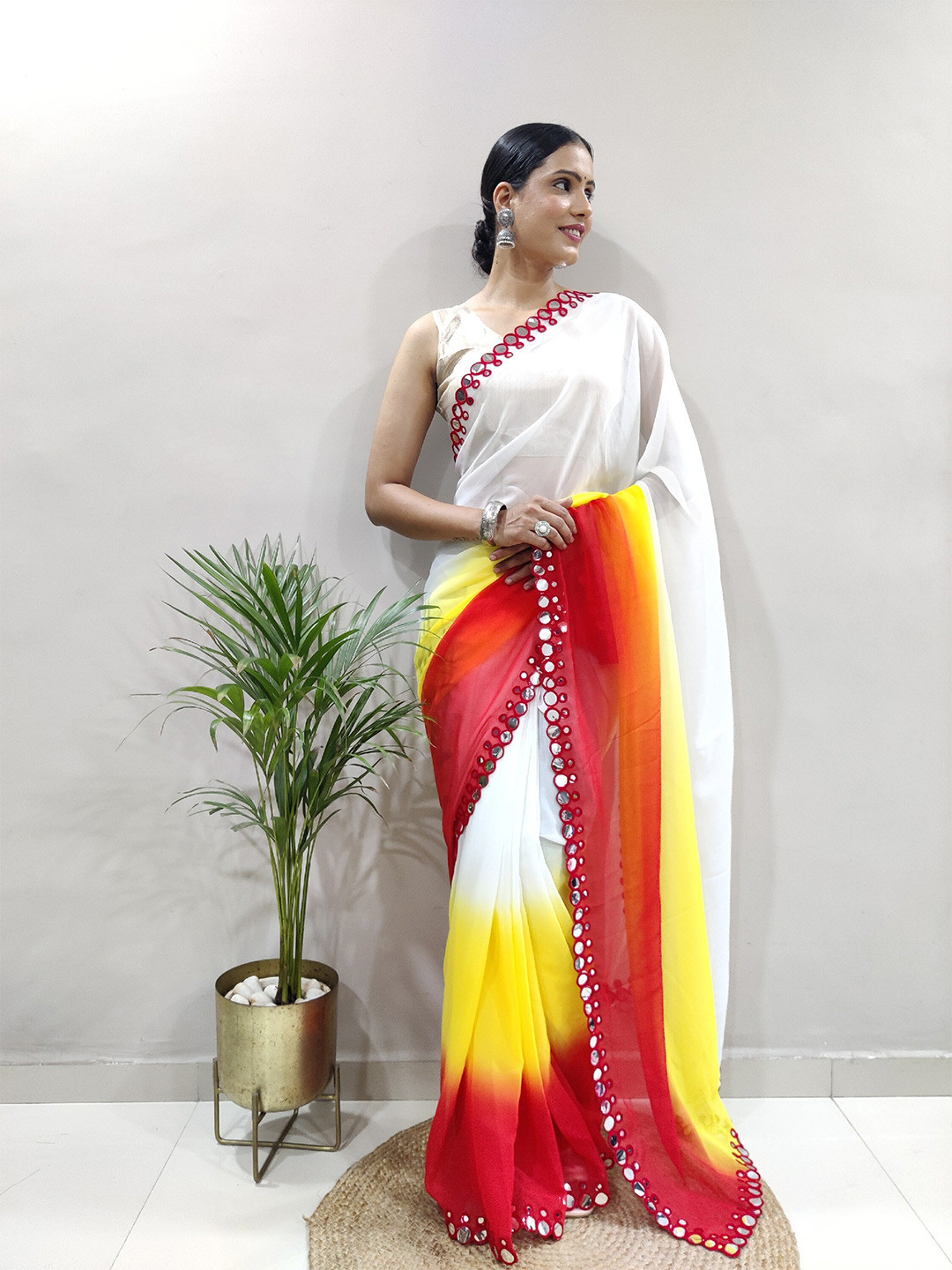 

DIVASTRI Ombre Mirror Work Pure Georgette Printed Saree, White