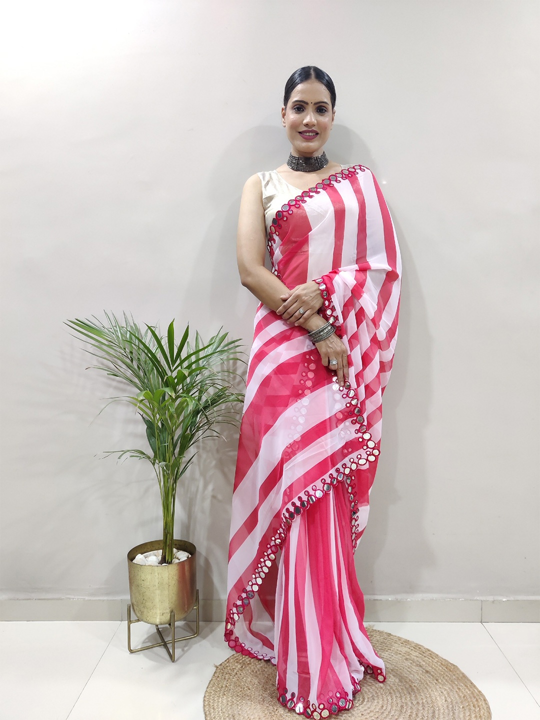 DIVASTRI Striped Mirror Work Ready To Wear Pure Georgette Block Print Saree, Pink